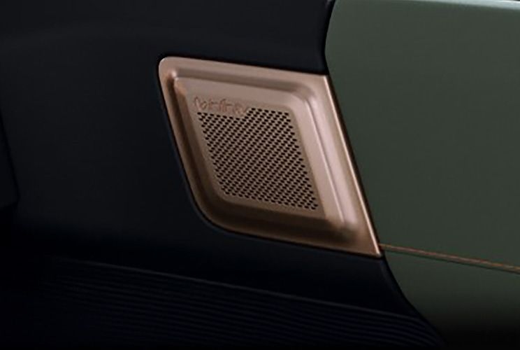 INFINITY premium audio system with 12 speakers.