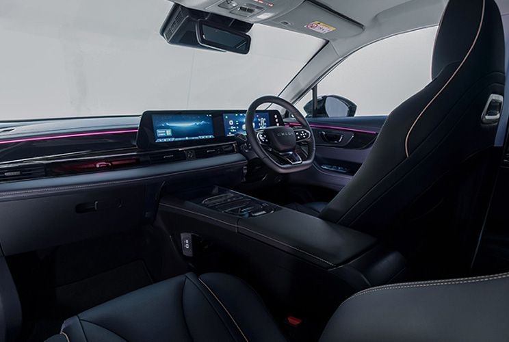 ไฟเรืองแสงล้อมรอบห้องโดยสาร 64 เฉดสี